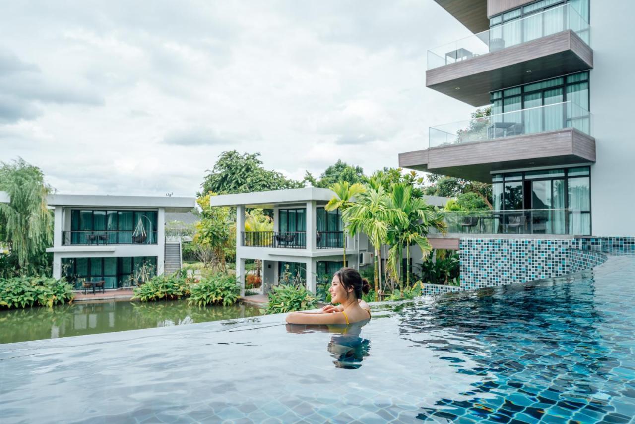 Na Tree Tara Riverside Resort Amphawa Damnoensaduak Exterior photo