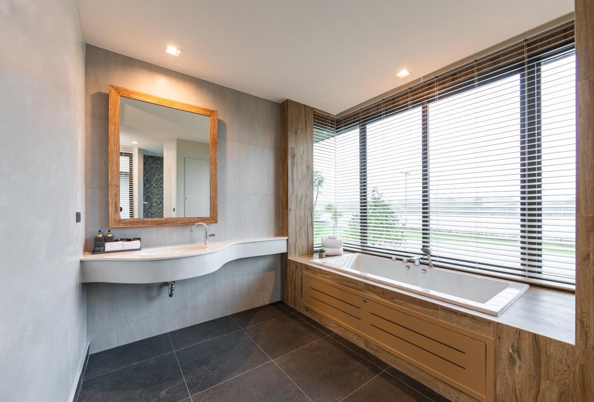 Na Tree Tara Riverside Resort Amphawa Damnoensaduak Room photo